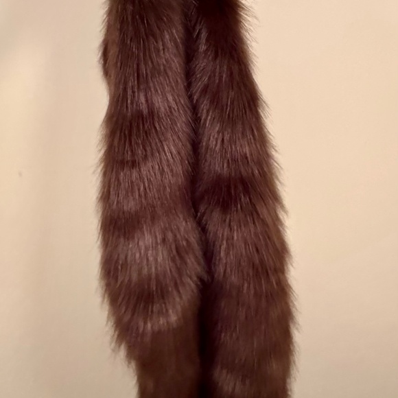 Badgley Mischka Brown Faux Fur Shawl - Picture 1 of 4